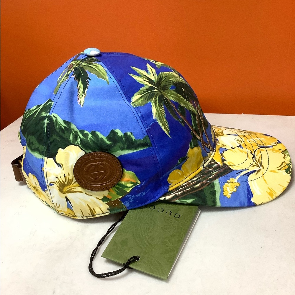 Gucci Cap New with Tags UNISEX